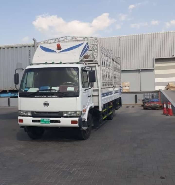 7 ton pickup rental services in dubai